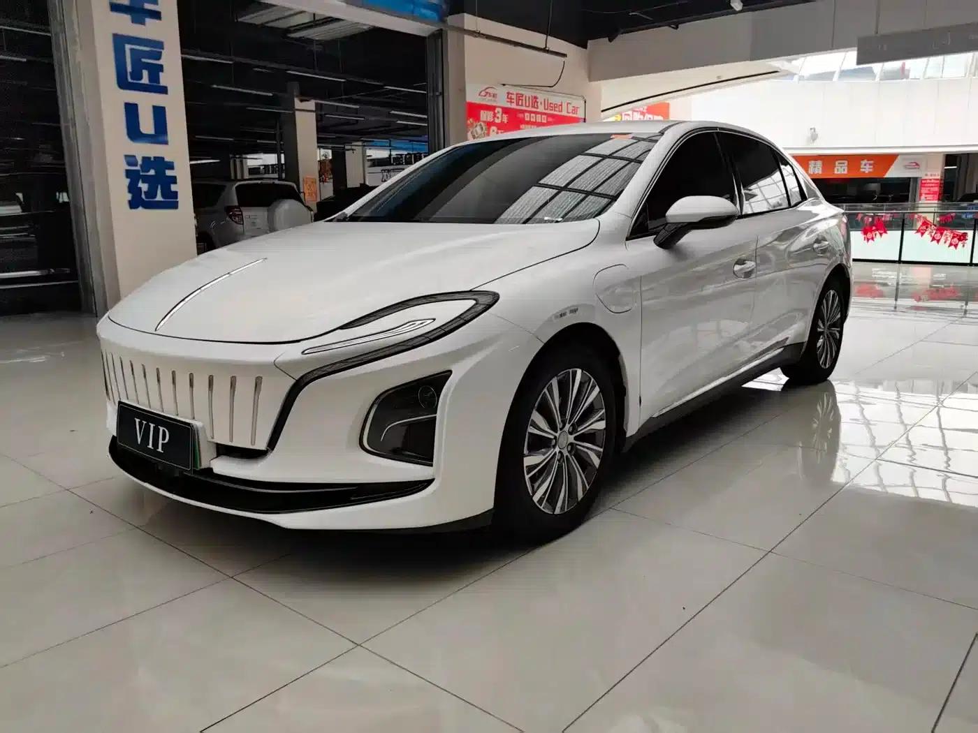 Hongqi E-QM5 2022 Model, 431km Charging Enjoyment Edition — миниатюра 1