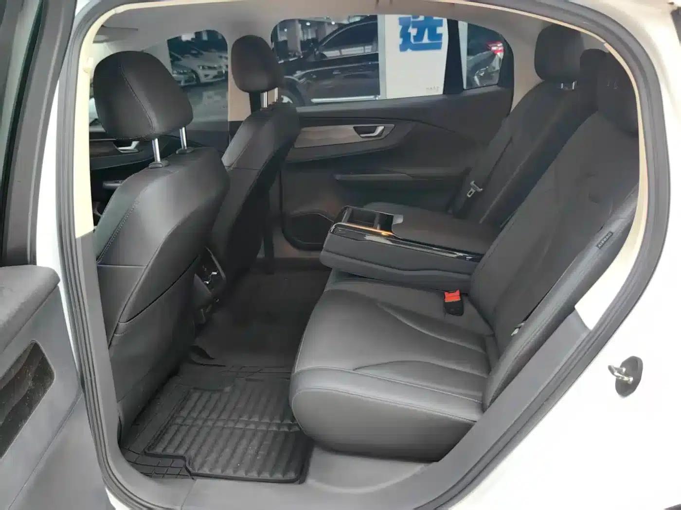 Hongqi E-QM5 2022 Model, 431km Charging Enjoyment Edition — миниатюра 6