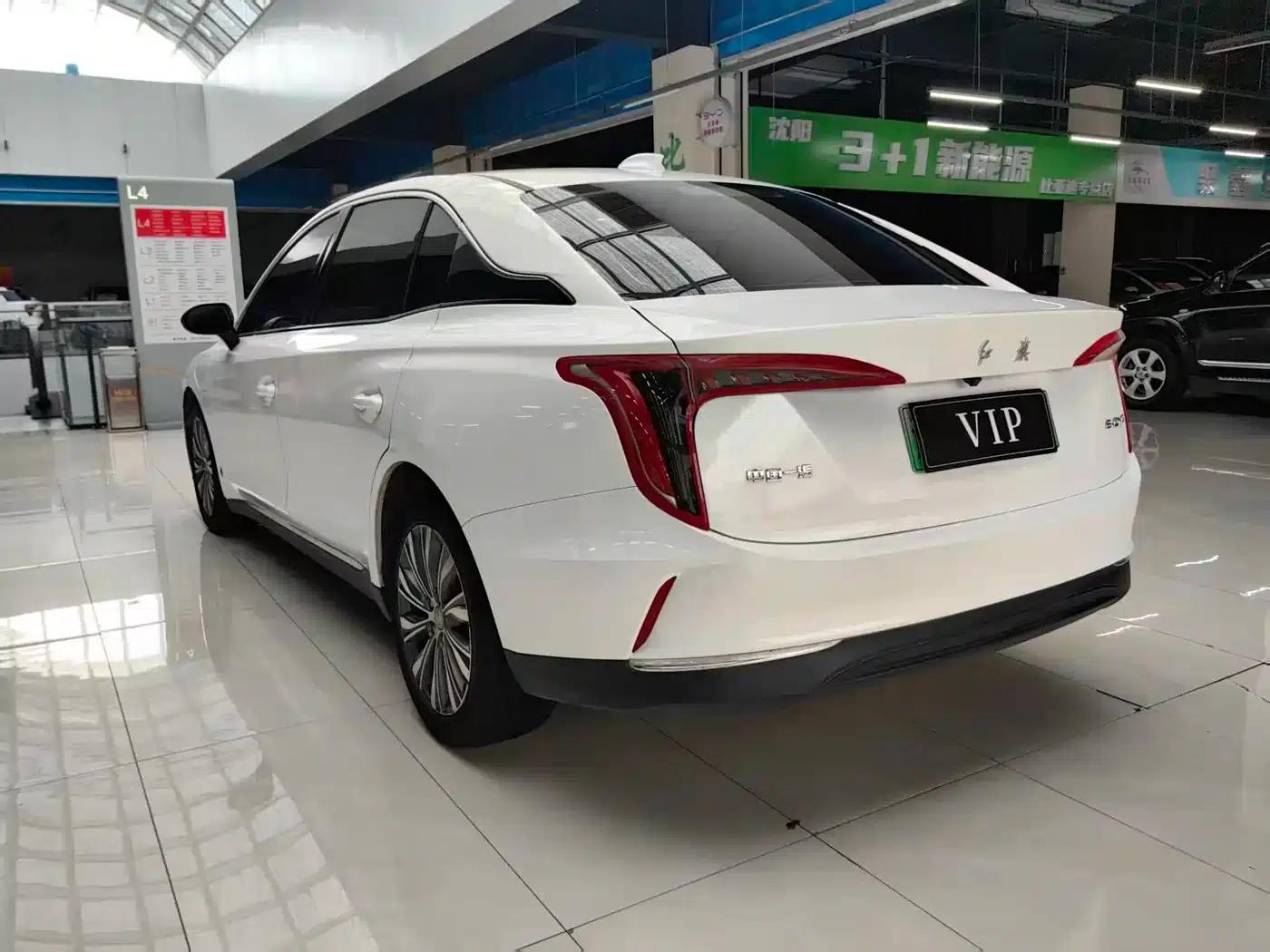 Hongqi E-QM5 2022 Model, 431km Charging Enjoyment Edition — миниатюра 7
