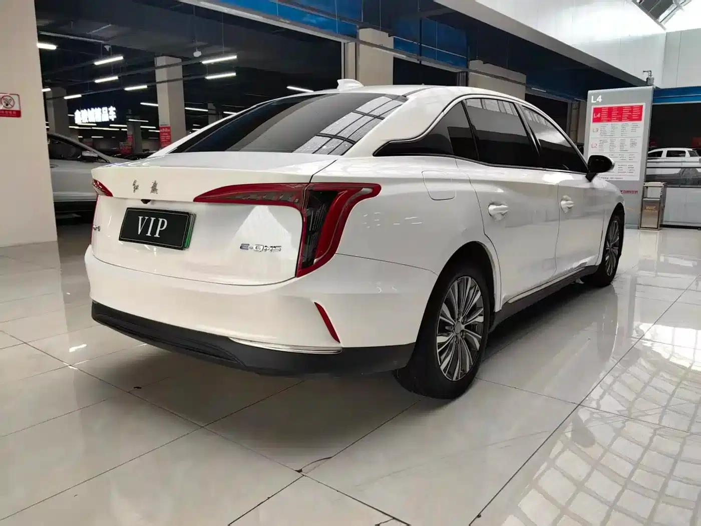 Hongqi E-QM5 2022 Model, 431km Charging Enjoyment Edition — миниатюра 9