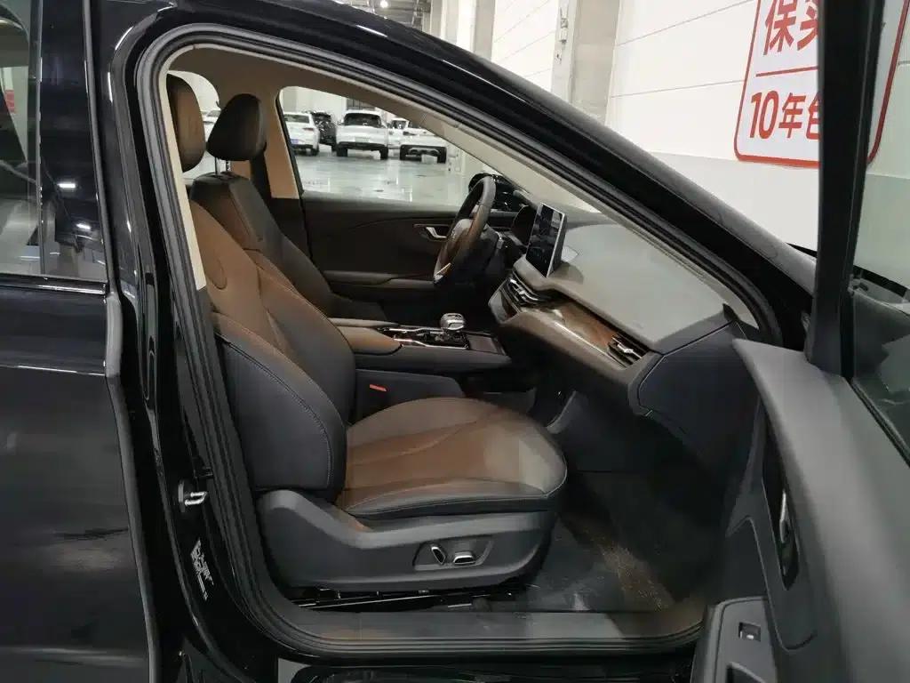Hongqi E-QM5 2022 Model, 431km Charging Enjoyment Edition — миниатюра 23