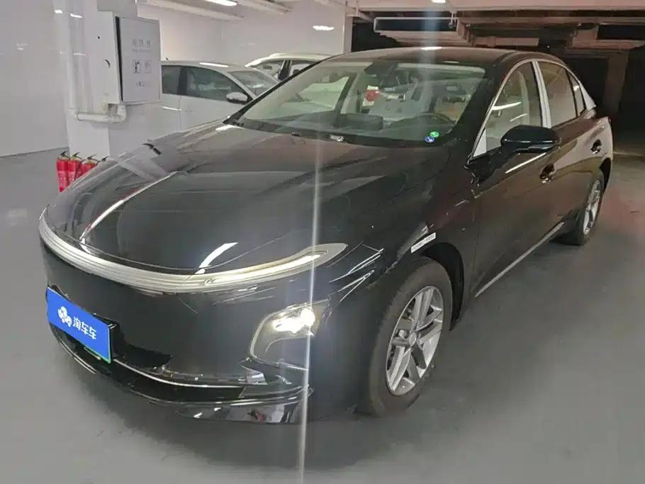 Hongqi E-QM5 2025 500km Travel Edition — миниатюра 1