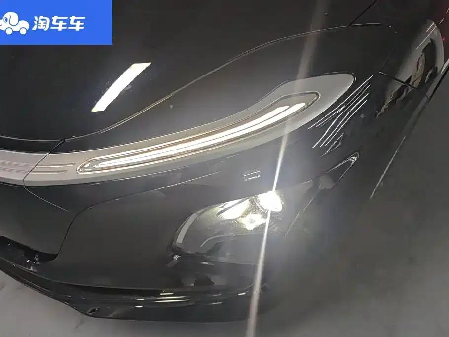 Hongqi E-QM5 2025 500km Travel Edition — миниатюра 5