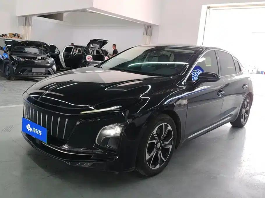 Hongqi E-QM5 2021 Charging Didi Edition — миниатюра 1
