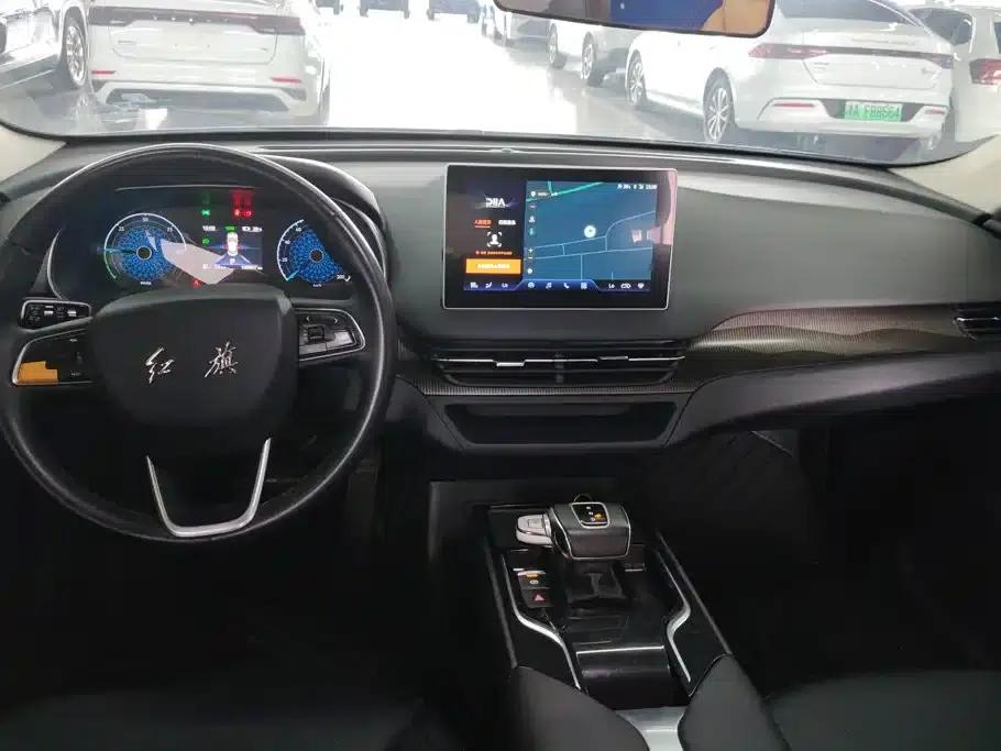 Hongqi E-QM5 2021 Charging Didi Edition — миниатюра 12
