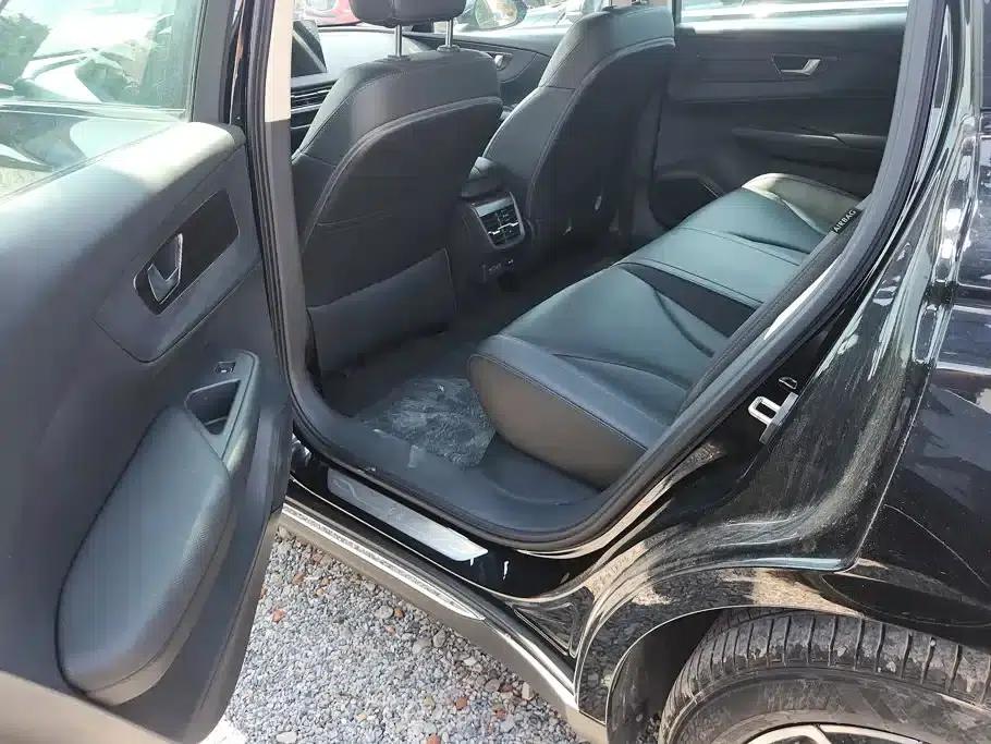Hongqi E-QM5 2023 Basic Travel Edition — миниатюра 11