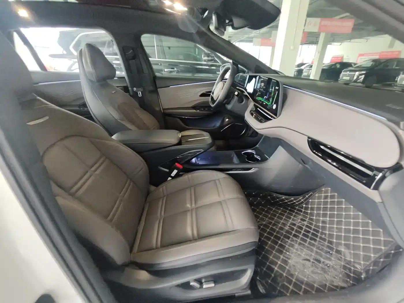 Hongqi EH7 2024 820 Pro — миниатюра 8