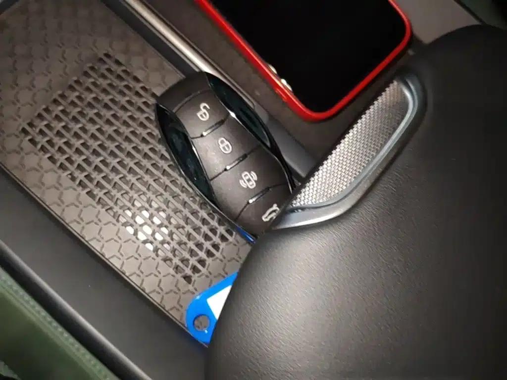 Hongqi EH7 2025 Model 690 Smart Selection Edition — миниатюра 9