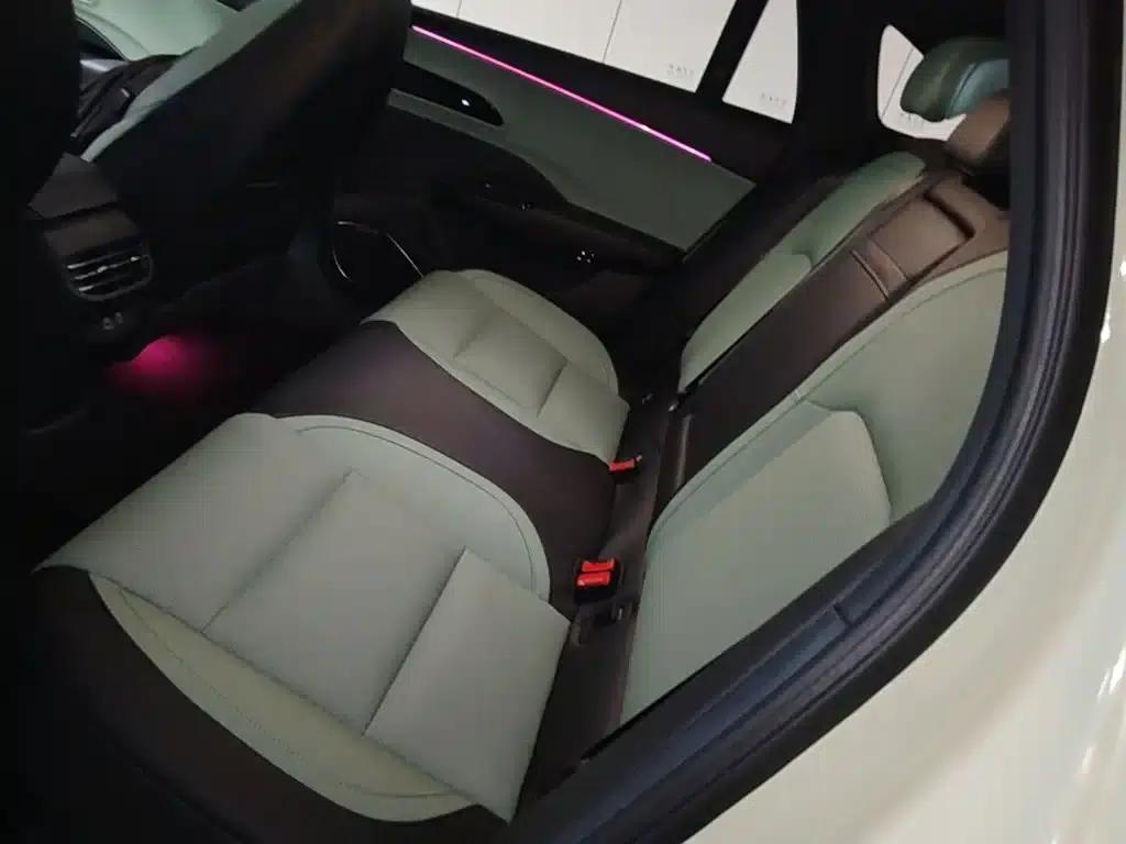 Hongqi EH7 2025 600 Smart Selection Edition — миниатюра 17