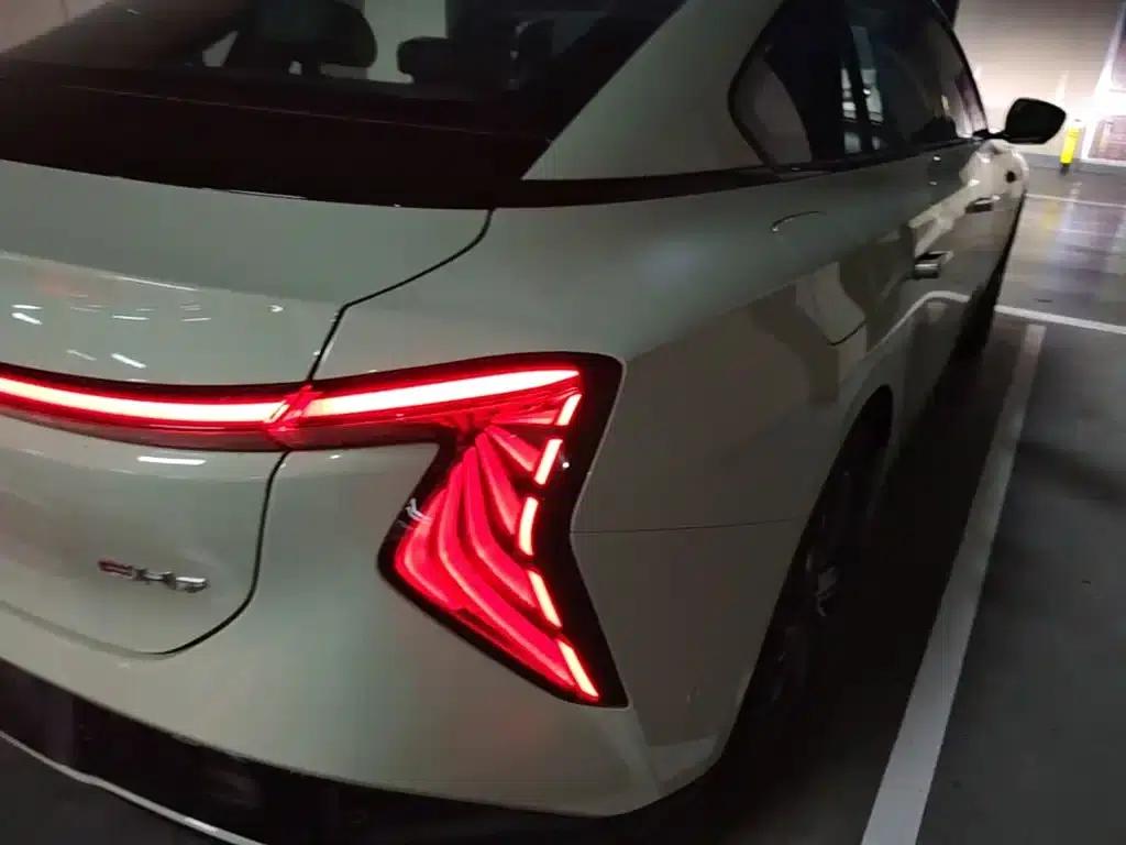 Hongqi EH7 2025 600 Smart Selection Edition — миниатюра 8
