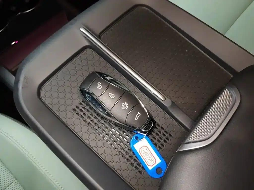 Hongqi EH7 2025 600 Smart Selection Edition — миниатюра 9
