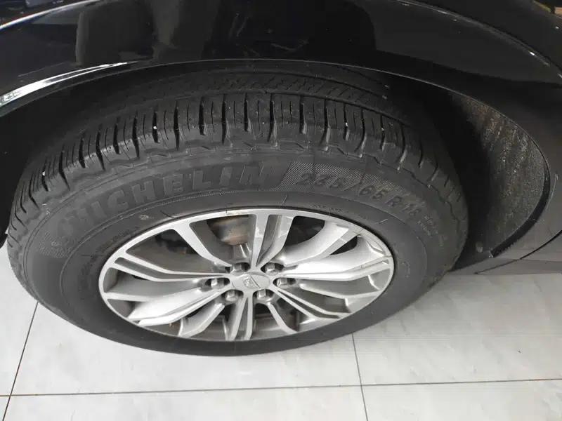 Cadillac XT5 2018 25T Luxury — миниатюра 5