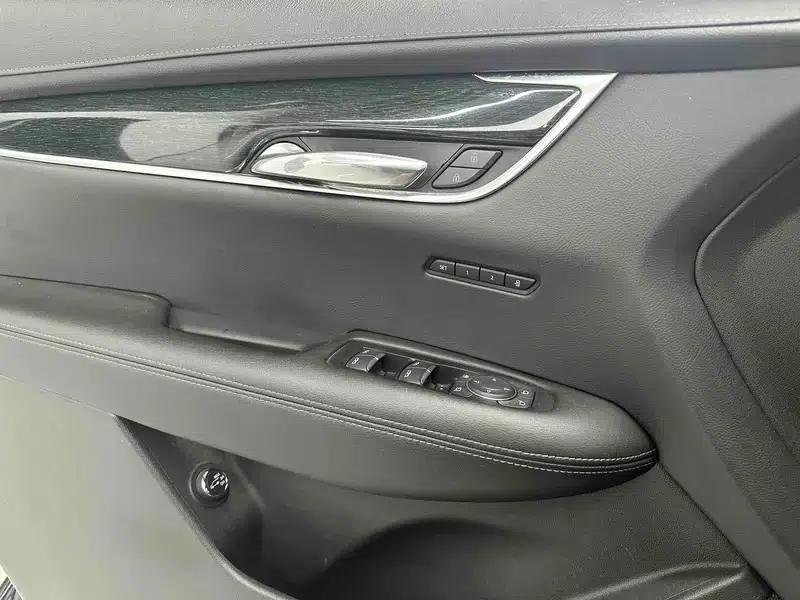 Cadillac XT5 2021 28T AWD Luxury — миниатюра 9