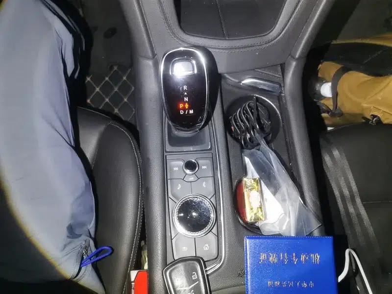 Cadillac XT5 2022 2.0T 2WD Luxury — миниатюра 14