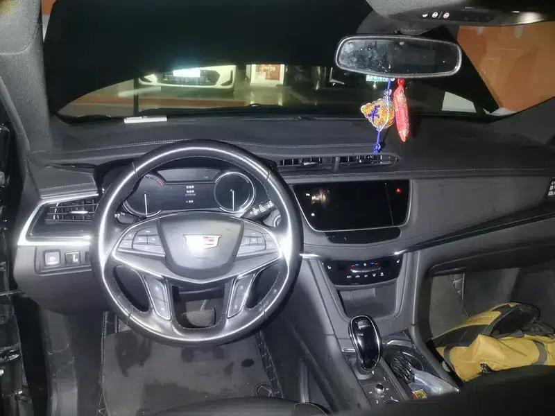 Cadillac XT5 2022 2.0T 2WD Luxury — миниатюра 10