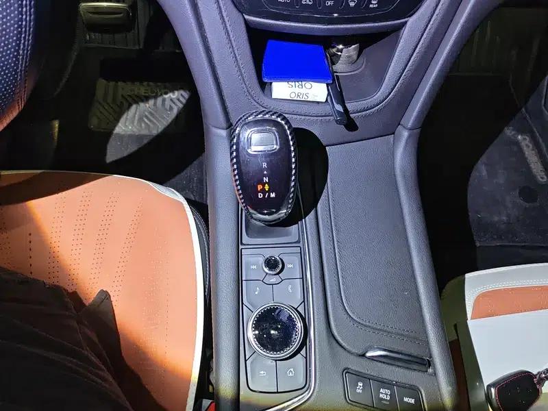 Cadillac XT5 2024 2.0T AWD Luxury Hummingbird Edition — миниатюра 15