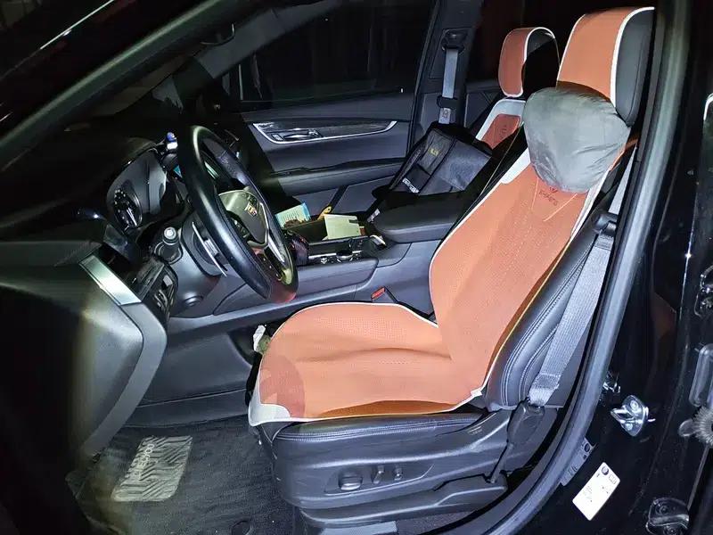 Cadillac XT5 2024 2.0T AWD Luxury Hummingbird Edition — миниатюра 7