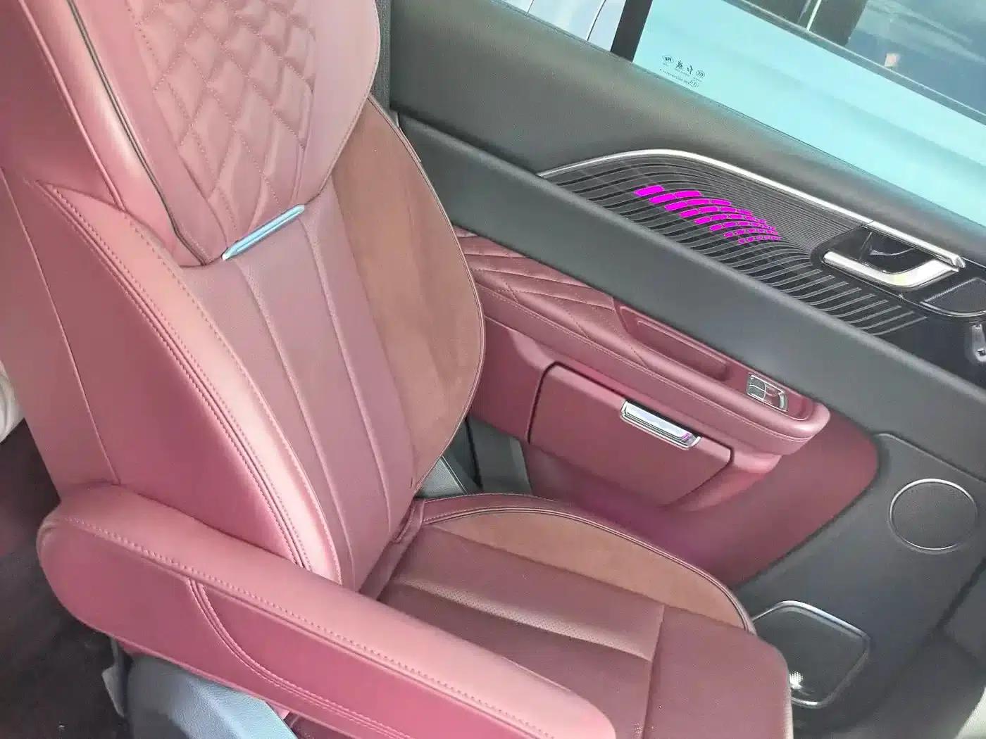 Hongqi E-HS9 2022 Model 690km Flagship Edition (Six Seats) — миниатюра 12