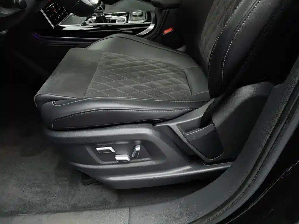 Hongqi HS7 2022 2.0T DCT 2WD Intelligent Flagship Edition (5-seater) — миниатюра 20
