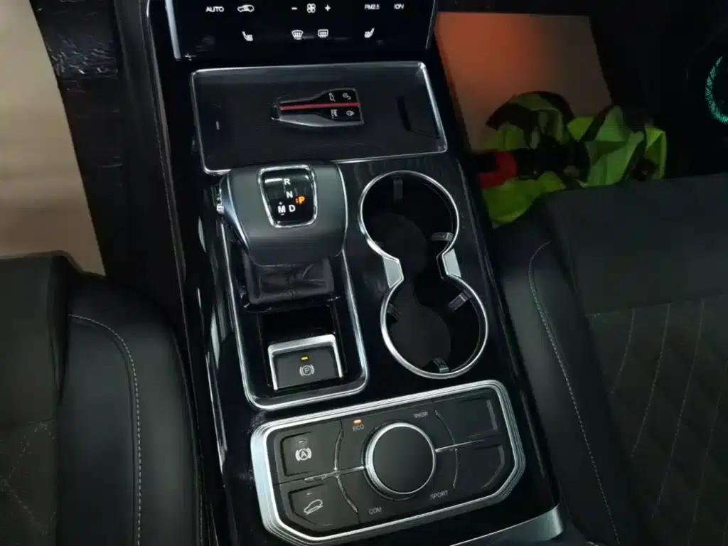 Hongqi HS7 2021 2.0T DCT 2WD Intelligent Flagship Edition — миниатюра 14