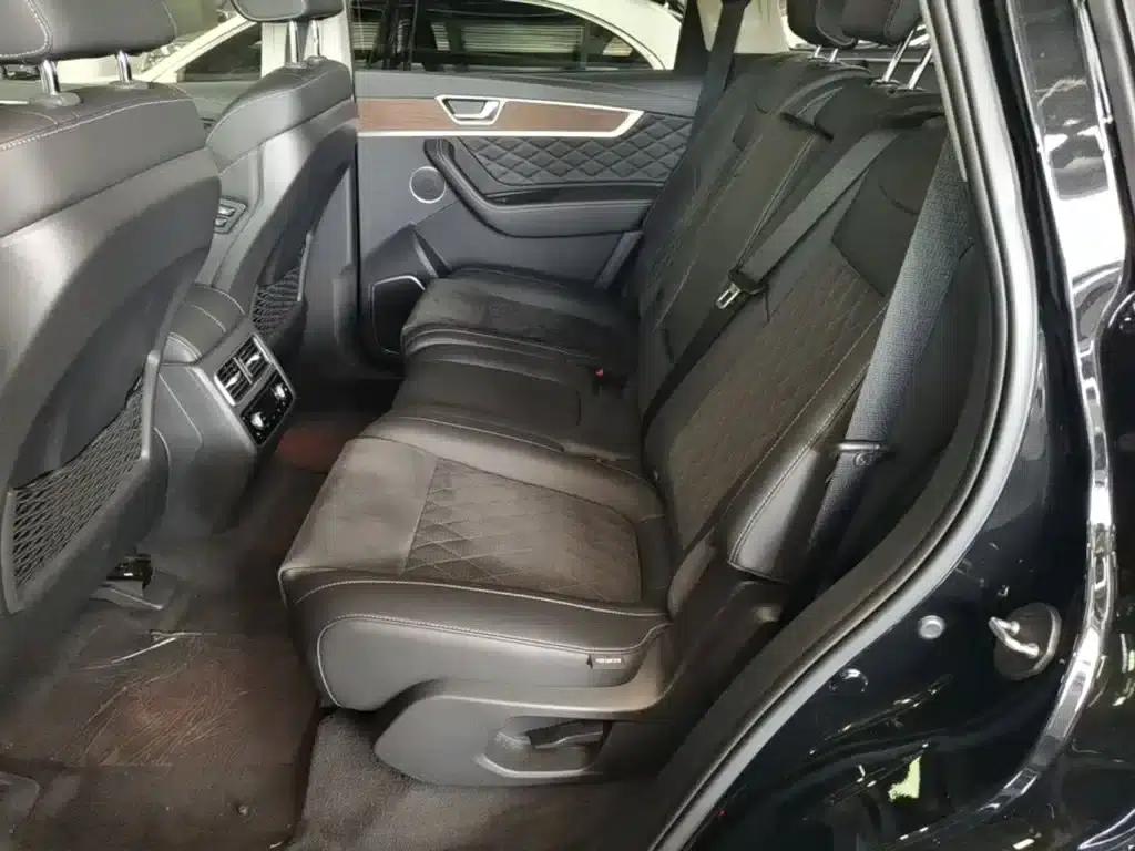 Hongqi HS7 2021 2.0T DCT 2WD Intelligent Flagship Edition — миниатюра 17