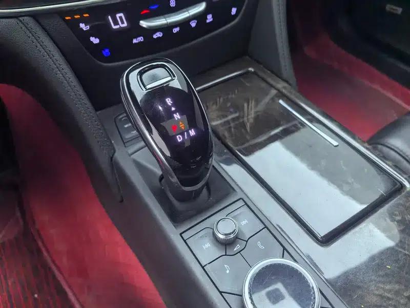 2021 Cadillac CT6 28T Luxury — миниатюра 17