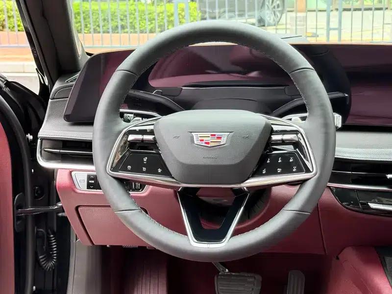 2026 Cadillac CT6 28T Flagship Edition — миниатюра 28
