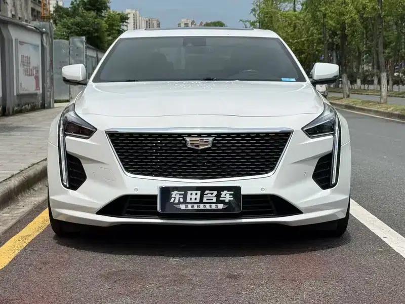 2021 Cadillac CT6 28T Luxury — миниатюра 2