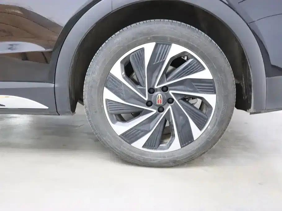 Hongqi HS7 PHEV 2024 2.0T PHEV 4WD Flagship Edition 7-seater — миниатюра 32
