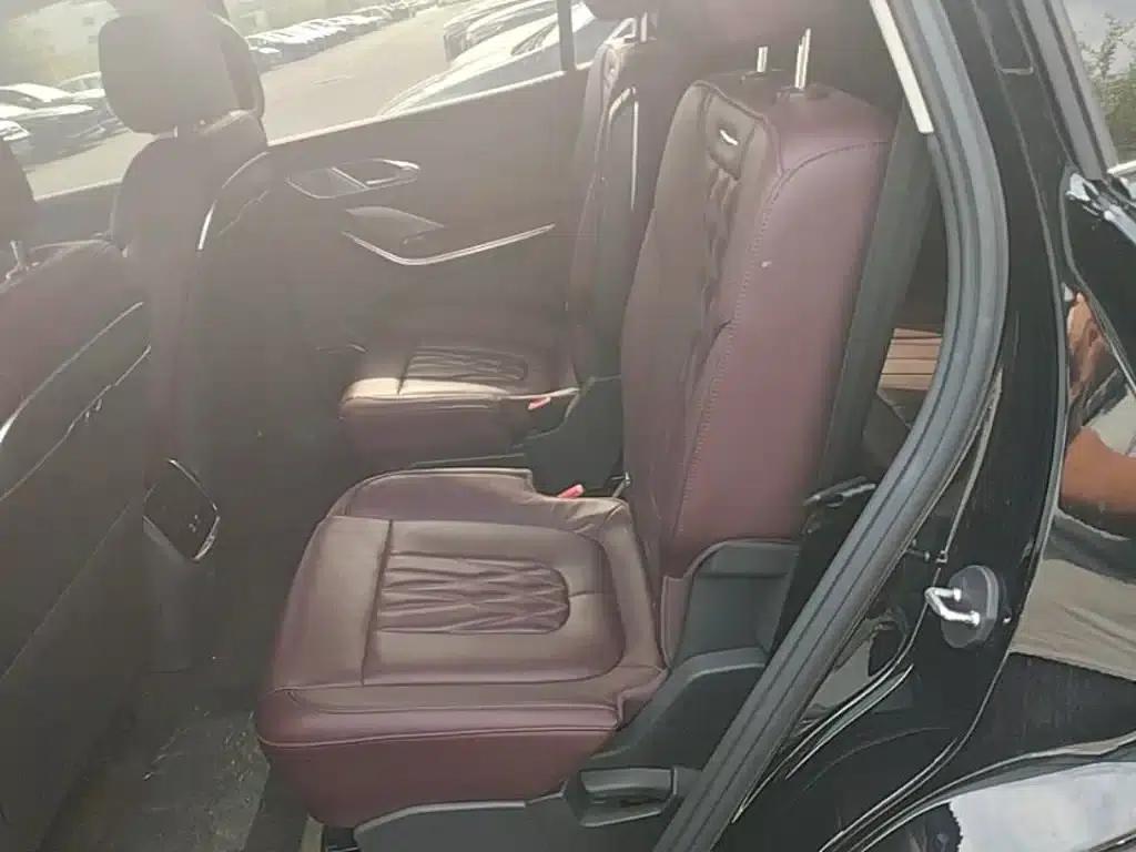 Hongqi HS7 PHEV 2024 2.0T PHEV 4WD Flagship Edition 6-seater — миниатюра 17