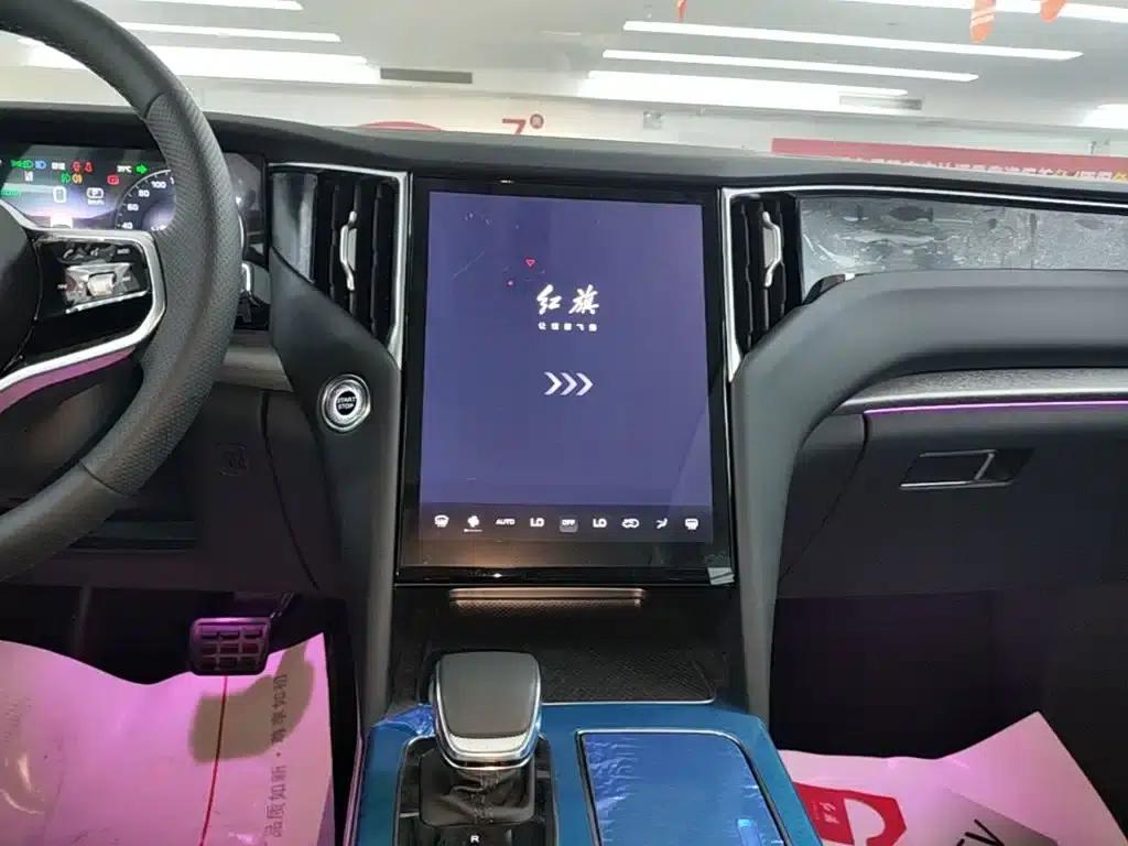 Hongqi HS7 PHEV 2025 2.0T PHEV 2WD Flagship Edition 6-seater — миниатюра 13