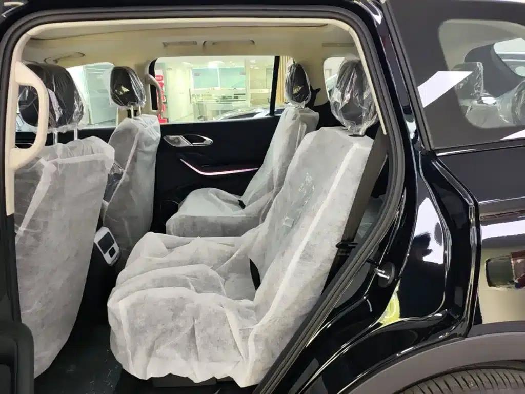 Hongqi HS7 PHEV 2025 2.0T PHEV 2WD Flagship Edition 6-seater — миниатюра 17