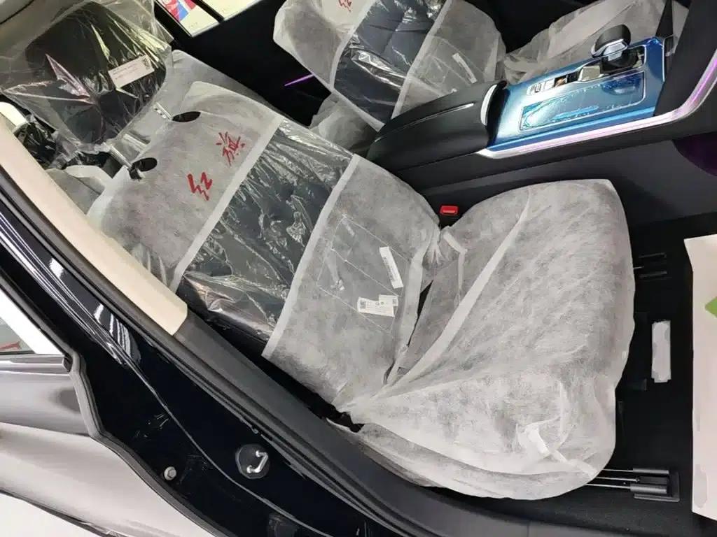 Hongqi HS7 PHEV 2025 2.0T PHEV 2WD Flagship Edition 6-seater — миниатюра 25