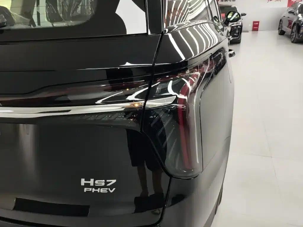 Hongqi HS7 PHEV 2025 2.0T PHEV 2WD Flagship Edition 6-seater — миниатюра 8