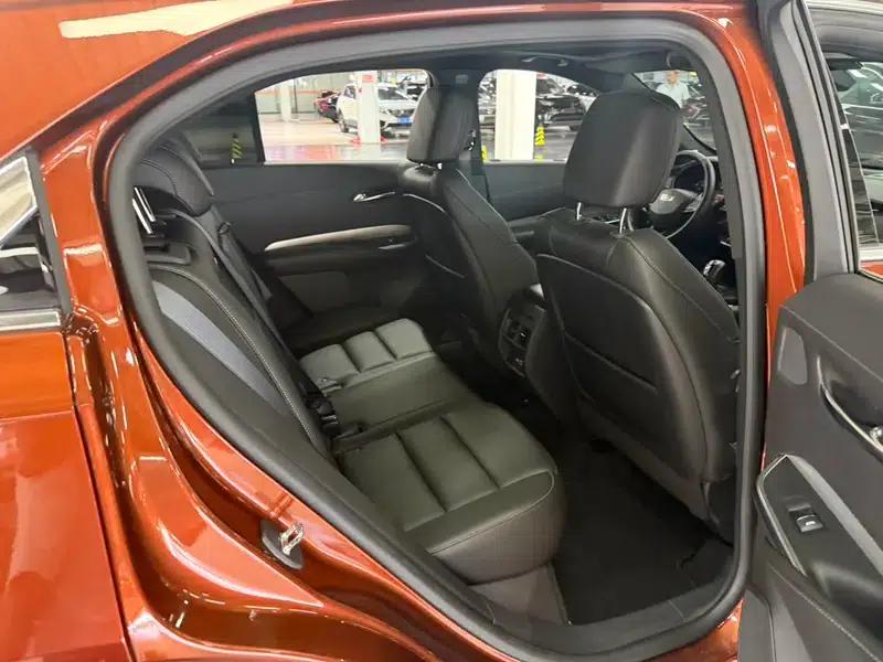 2018 Cadillac XT4 28T AWD Premium — миниатюра 24