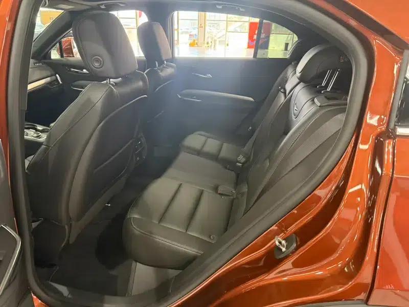 2018 Cadillac XT4 28T AWD Premium — миниатюра 25