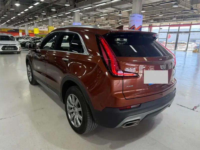 2018 Cadillac XT4 28T AWD Premium — миниатюра 5