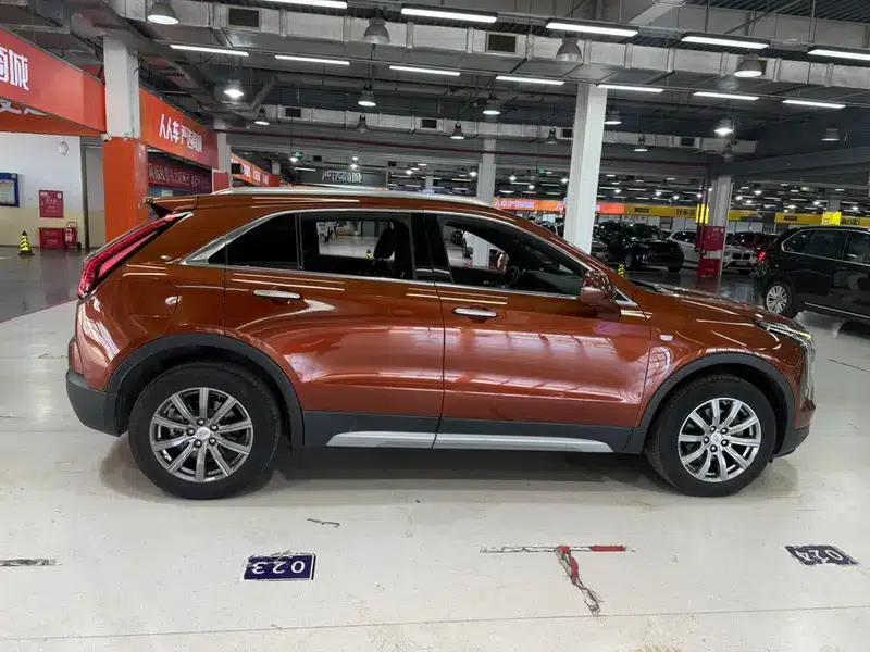 2018 Cadillac XT4 28T AWD Premium — миниатюра 8