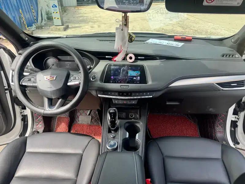 Cadillac XT4 2021 28T Two-Wheel Drive Premium Edition — миниатюра 7