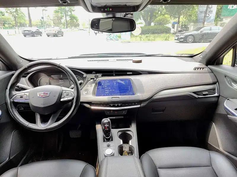 Cadillac XT4 2021 28T Two-Wheel Drive Technology Edition — миниатюра 7