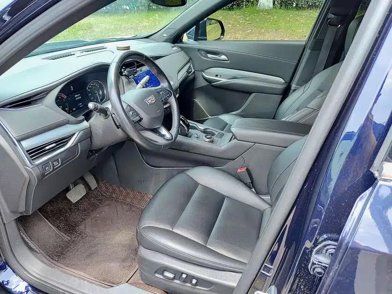 Cadillac XT4 2021 28T Two-Wheel Drive Technology Edition — миниатюра 8