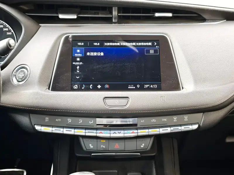 2018 Cadillac XT4 28T 2WD Luxury Sport — миниатюра 11