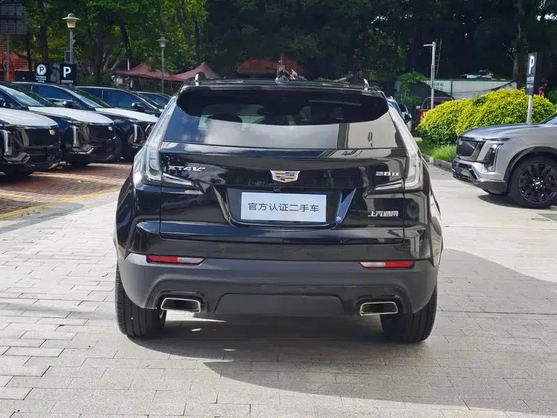2018 Cadillac XT4 28T 2WD Luxury Sport — миниатюра 5