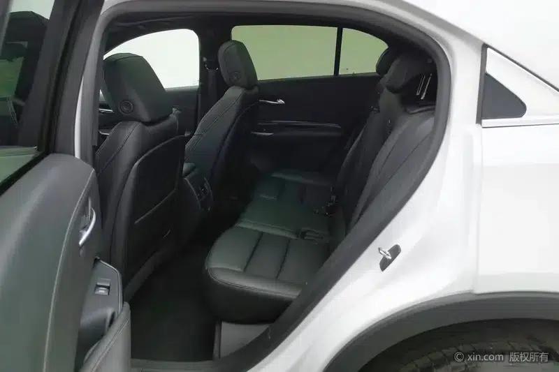 Cadillac XT4 2022 28T 2WD Fashion Edition — миниатюра 20