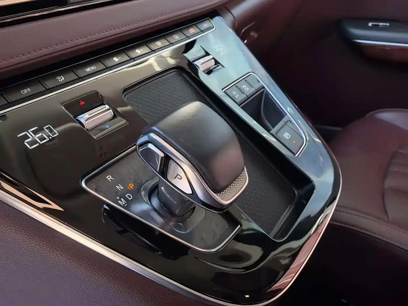 Hongqi HQ9 2023 2.0T Intelligent Flagship Edition — миниатюра 5