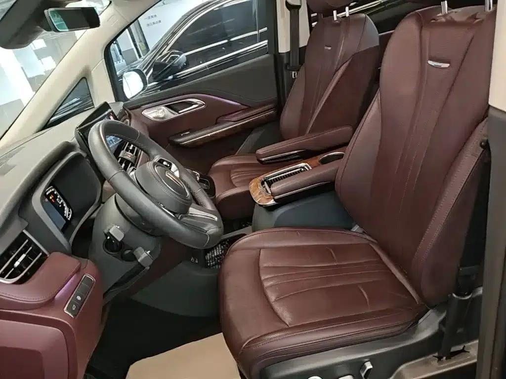 Hongqi HQ9 2023 2.0T Intelligent Flagship Edition — миниатюра 15