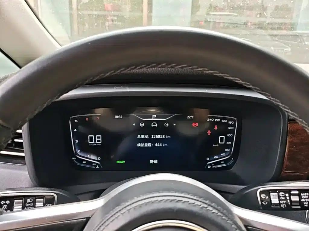 Hongqi HQ9 2023 2.0T Intelligent Flagship Edition — миниатюра 12