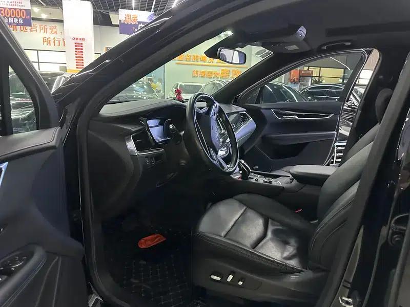 2020 Cadillac XT6 28T Six-Seat AWD Luxury — миниатюра 11