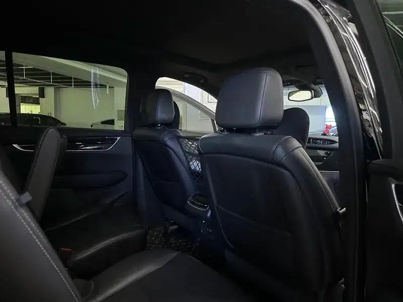2020 Cadillac XT6 28T Six-Seat AWD Luxury — миниатюра 13