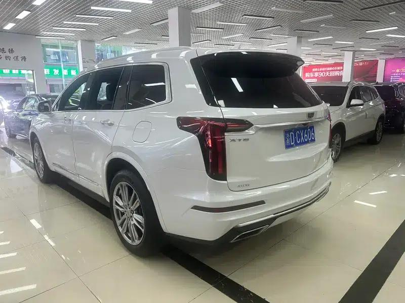 Cadillac XT6 2022 2.0T Six-Seat AWD Luxury — миниатюра 4